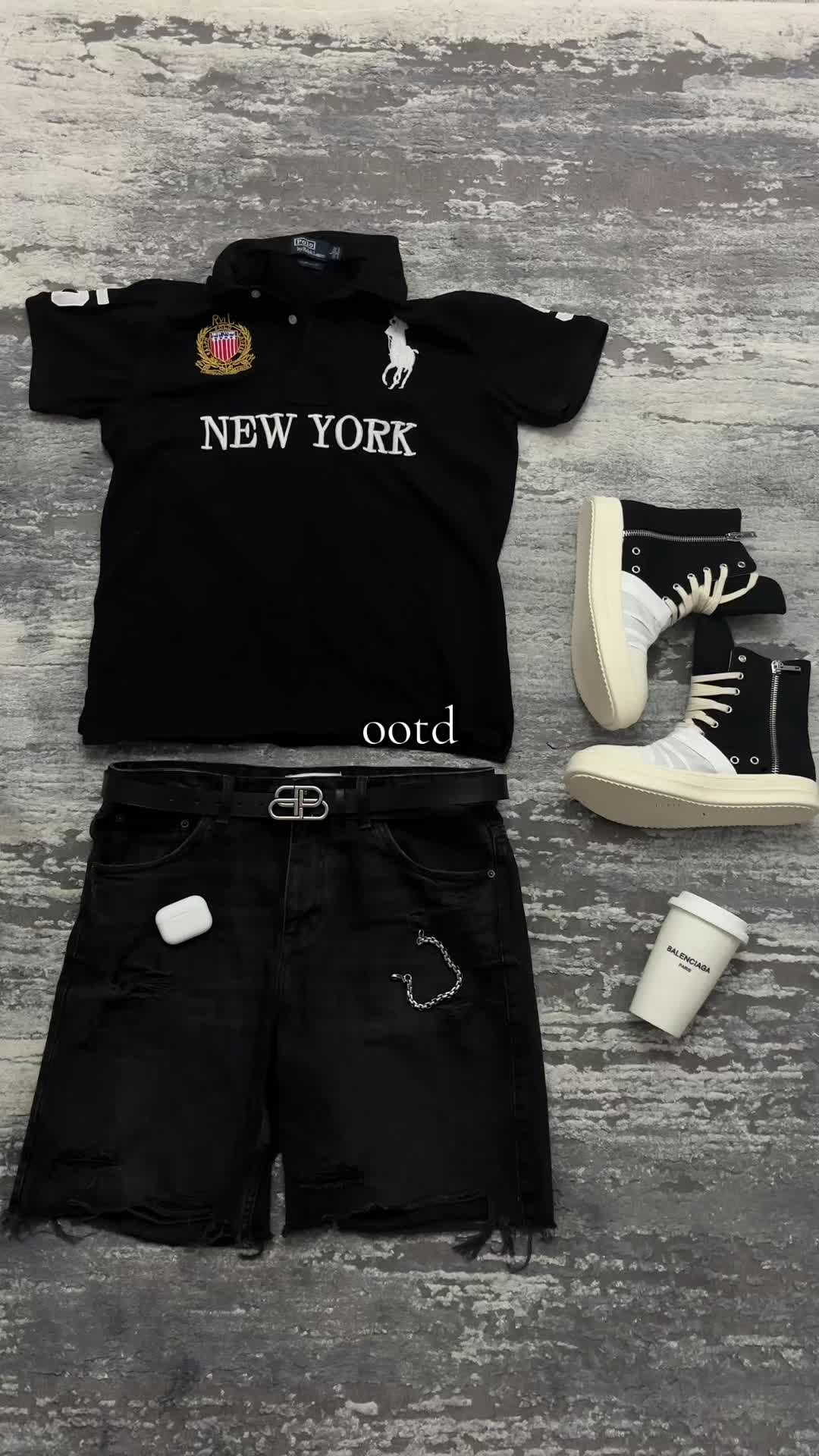 @hobbsfinds