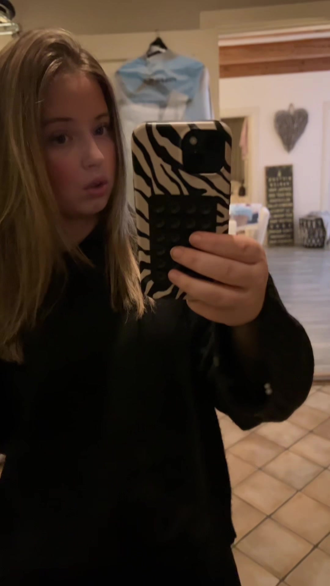@Minnah🐝