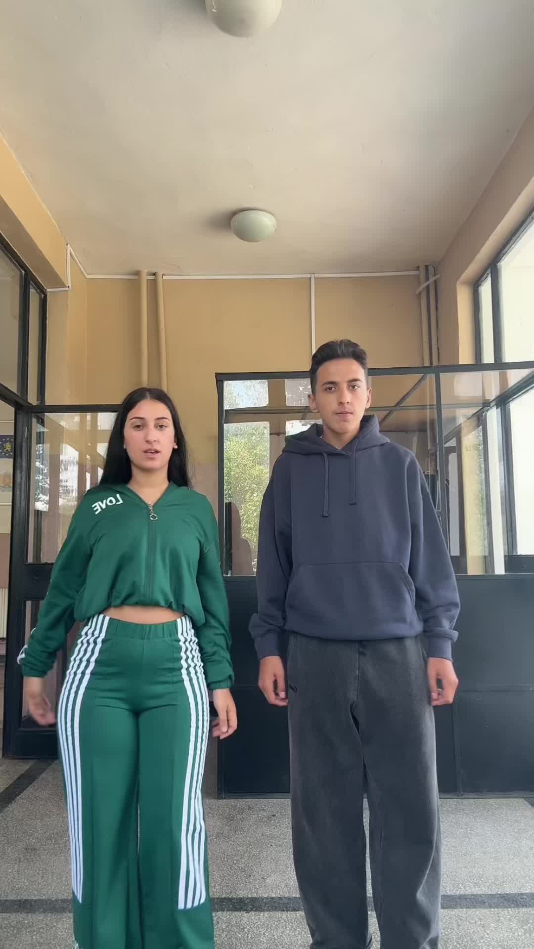 @🐍
