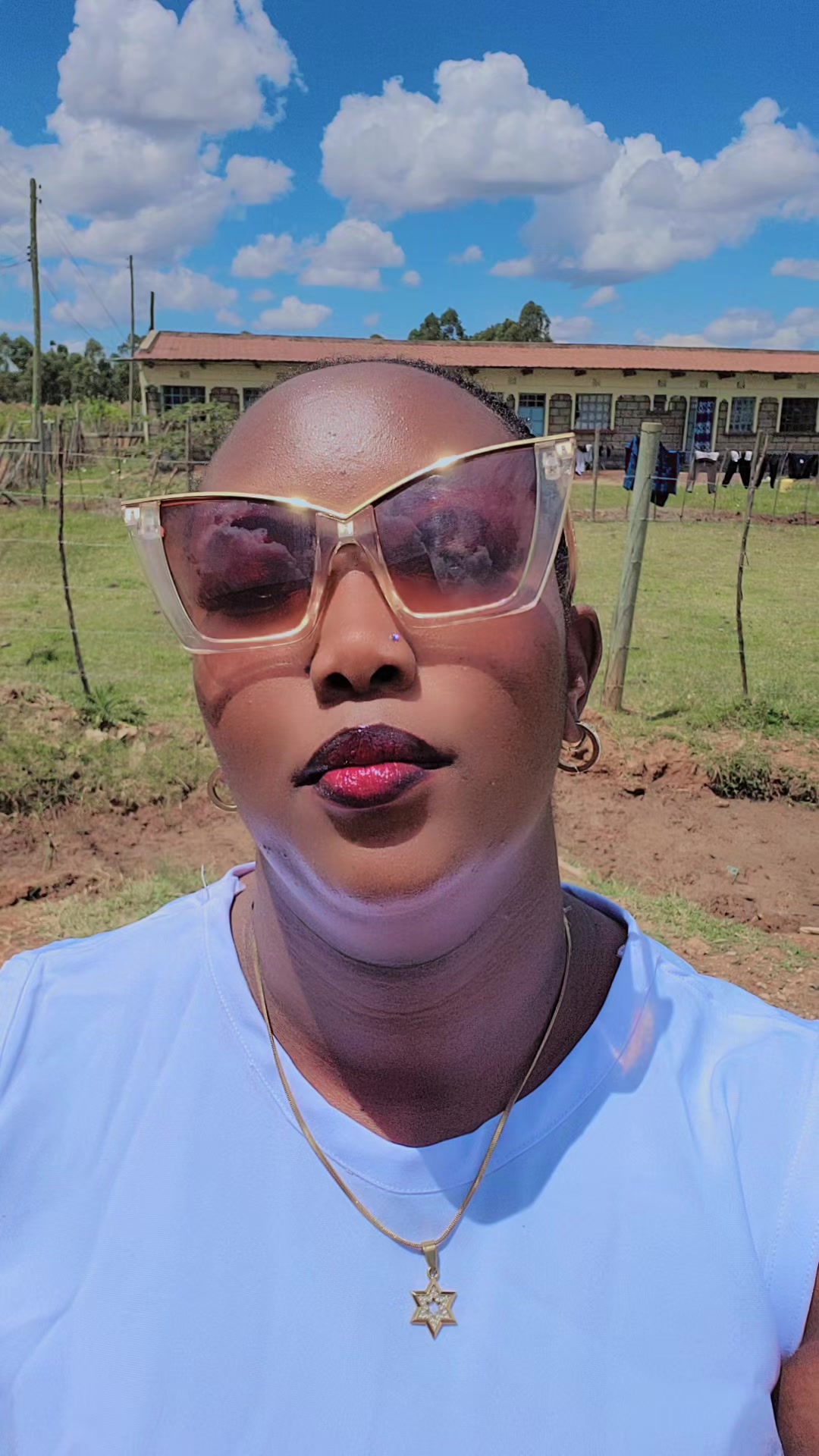 @Claudia tenai🇰🇪