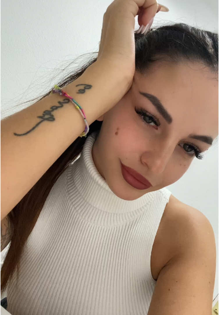 @MartinaCriconia