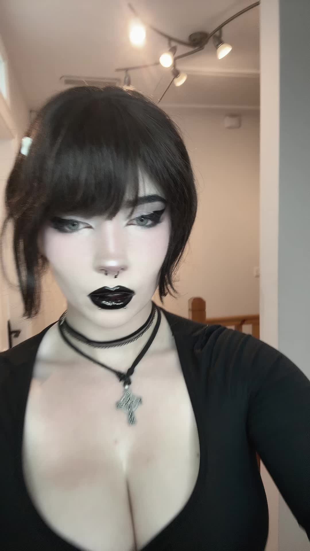 @Cutiegothxo