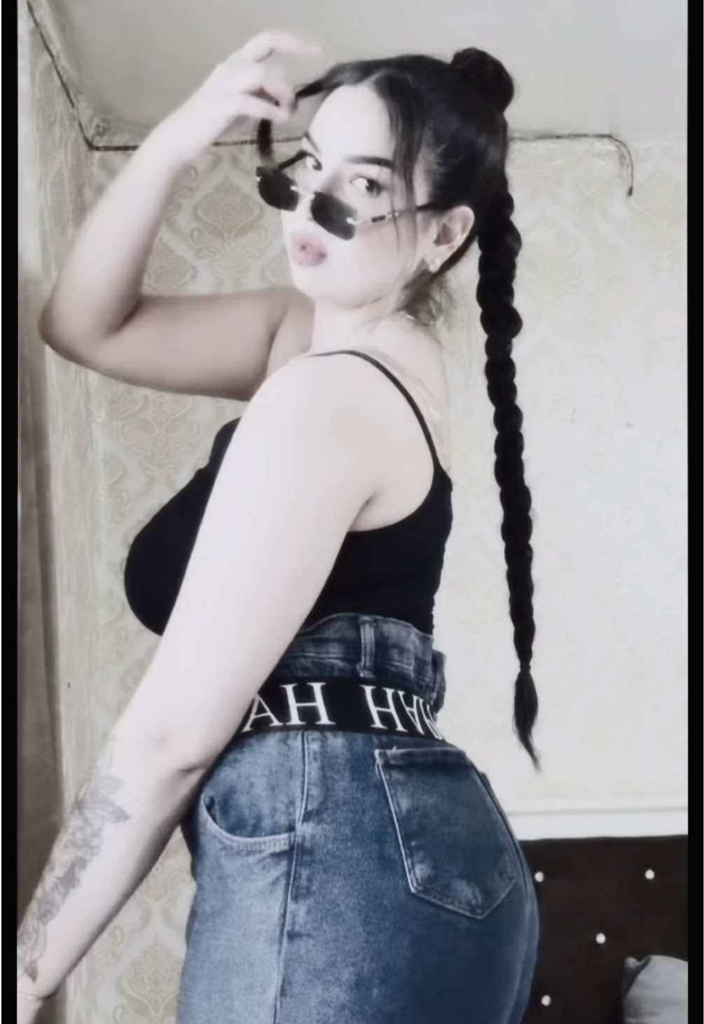 @𝓓𝓮𝓼𝓲𝓼𝓵𝓪𝓿𝓪 ♡
