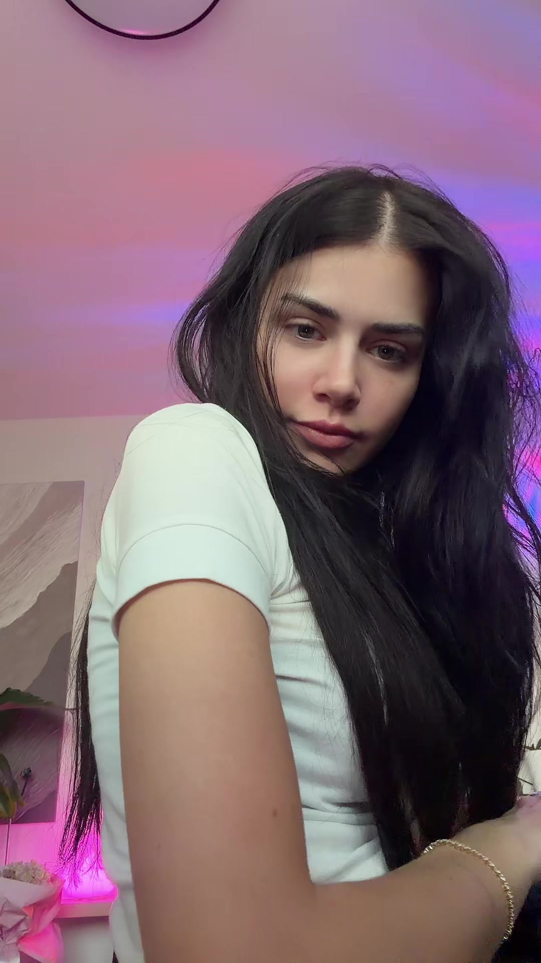 @Dominique Alagia