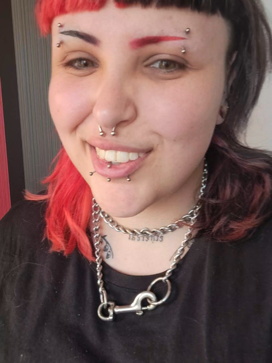 @🖤 𝕰𝖓𝖛𝖞 ❤️ (they/them)