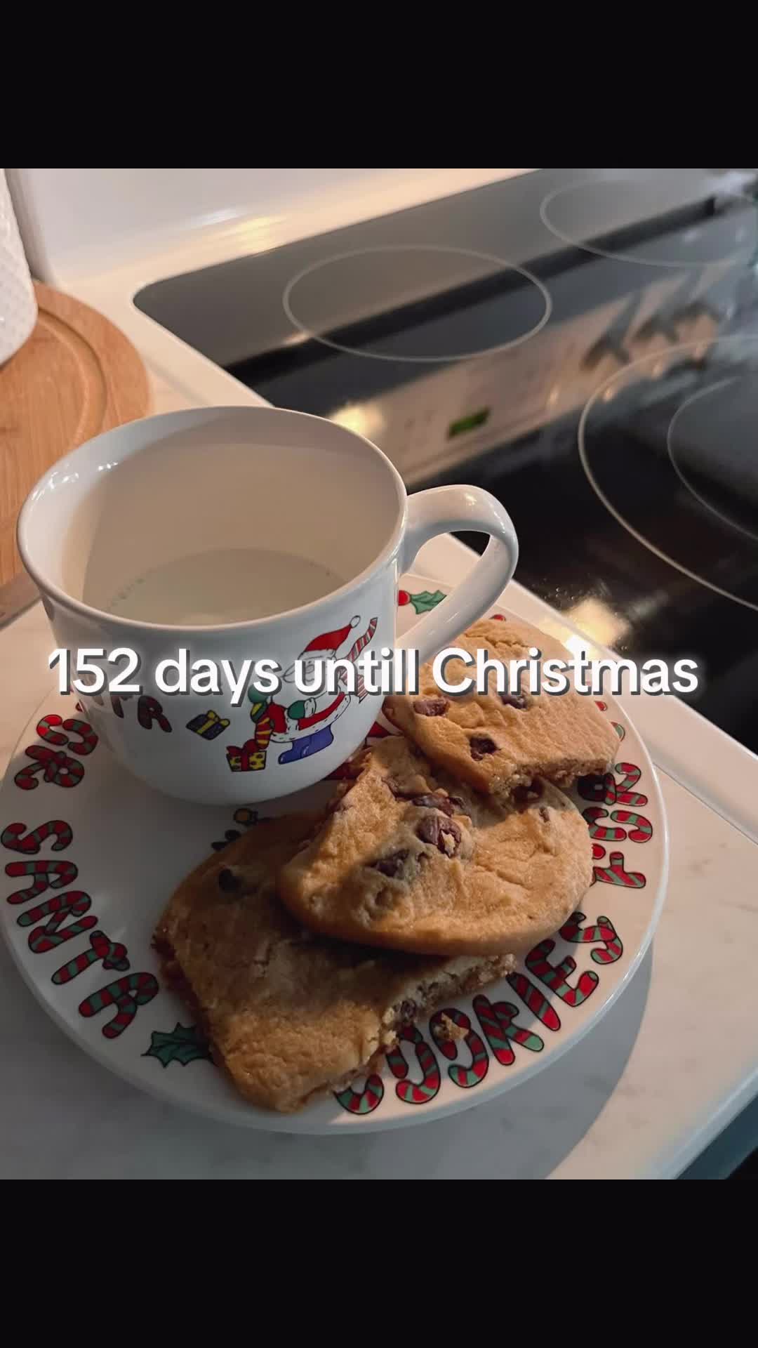 @_katiexlee_