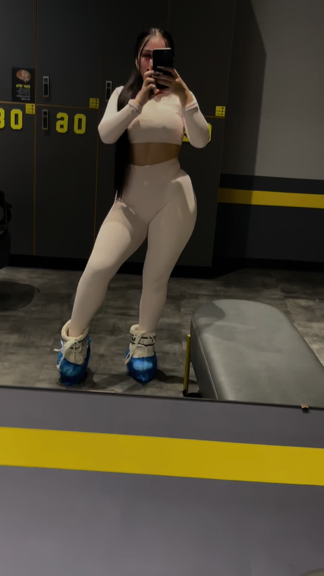 @77cataleya
