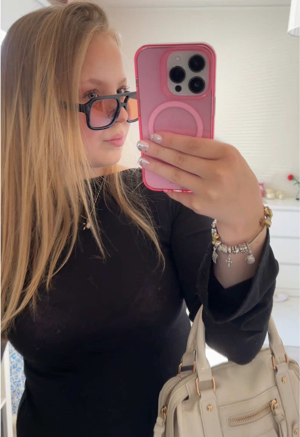 @𝓝𝓮𝓪
