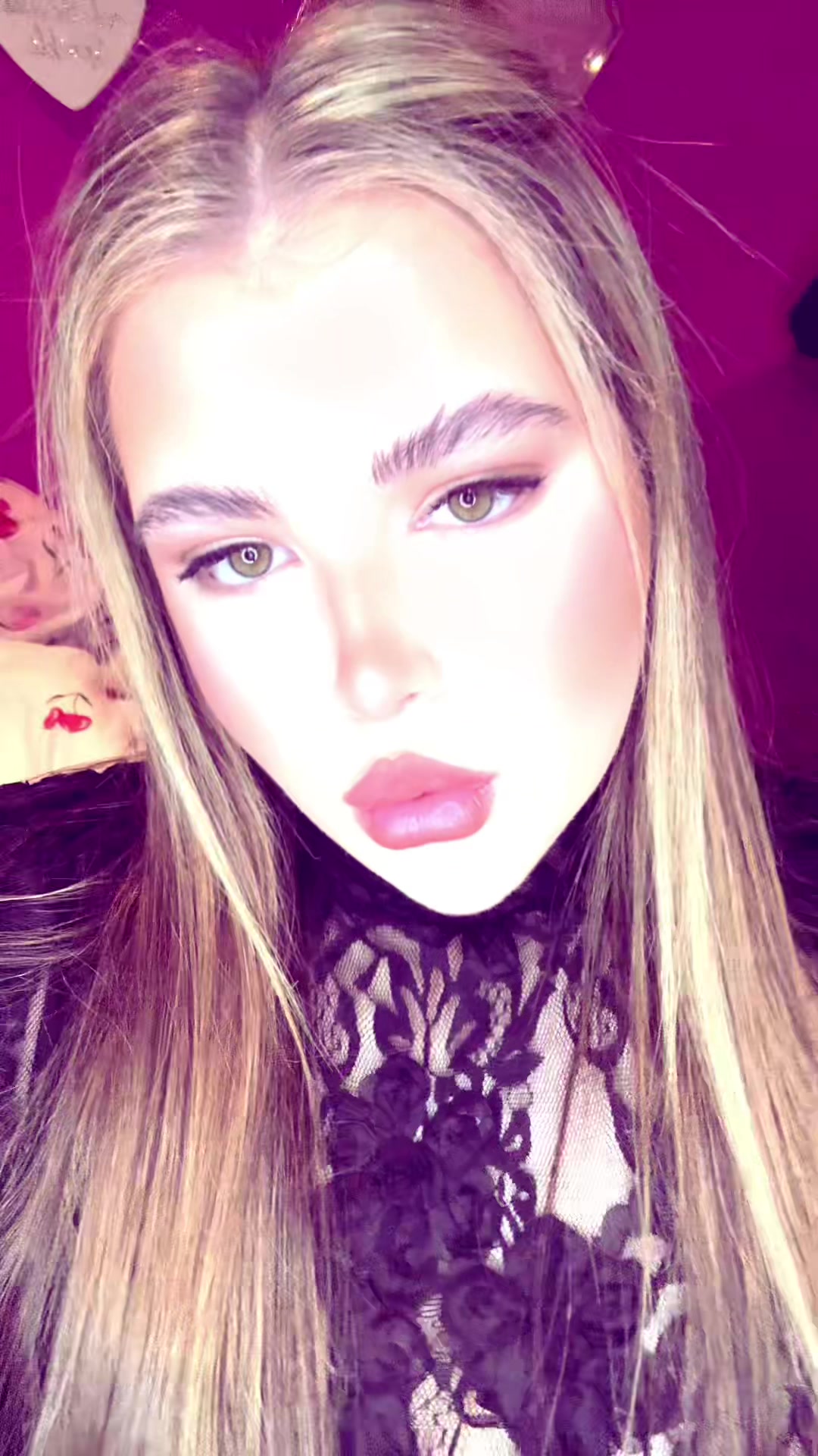 @AL💕🪩🎀