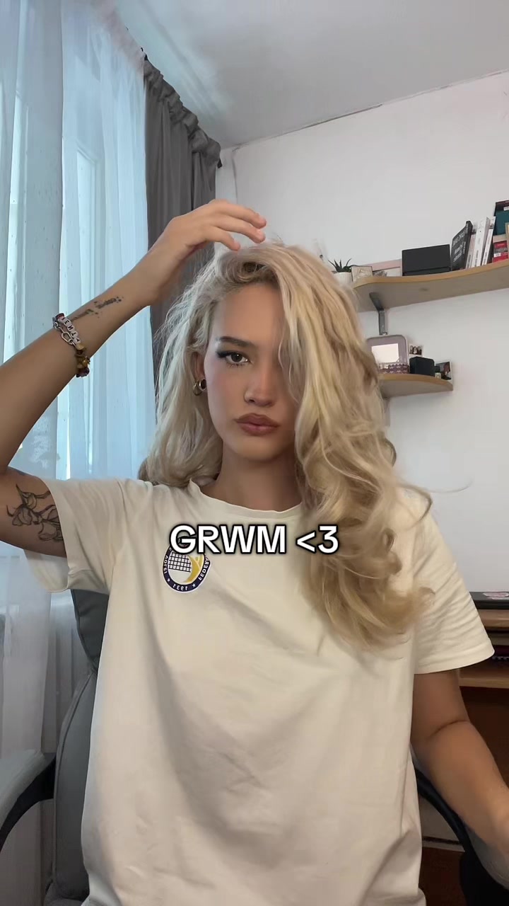@Lara