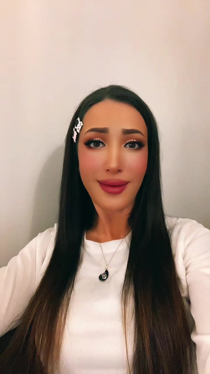 @ILeana Khan