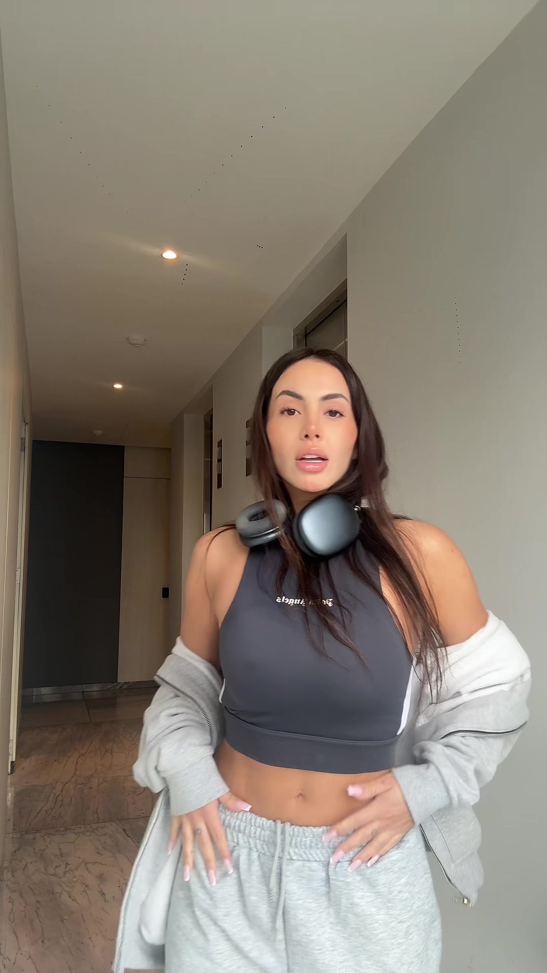 @LA NANA