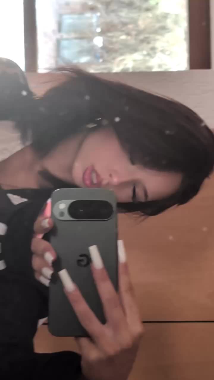 @Leony_8754