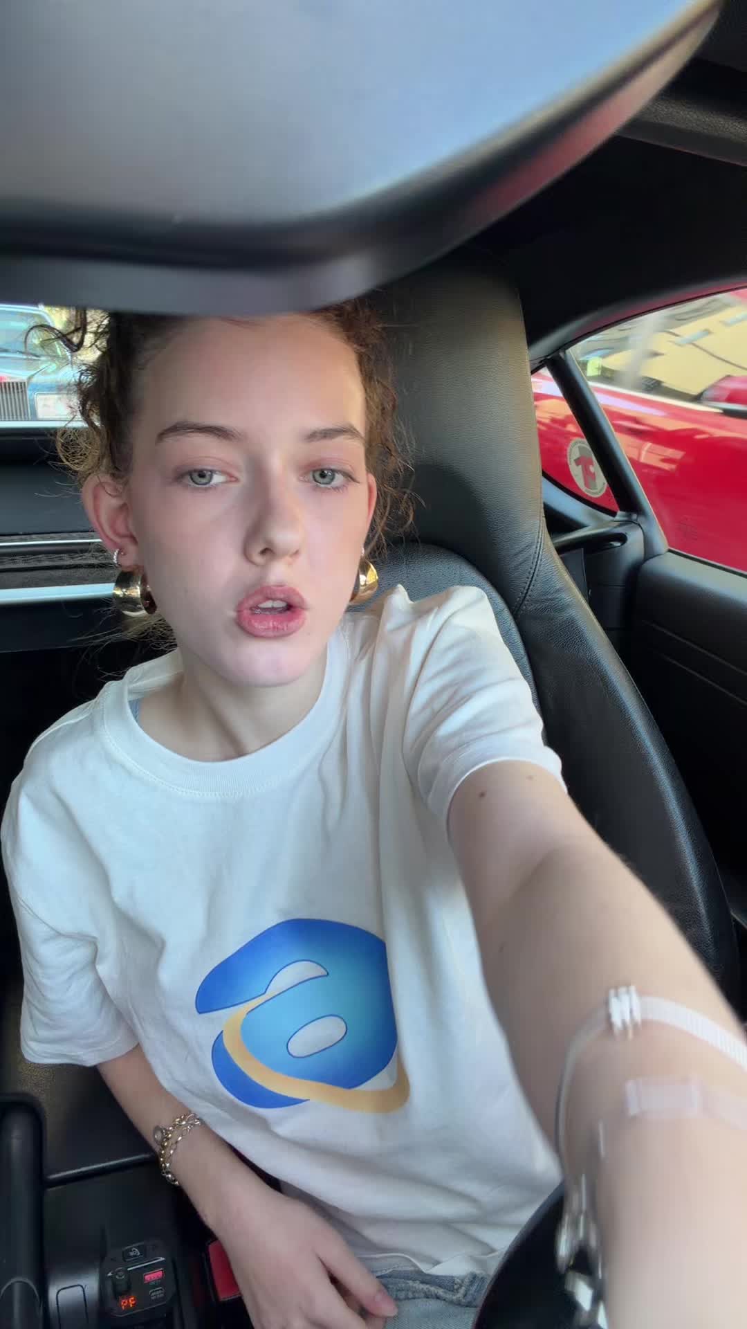 @Lena🍓