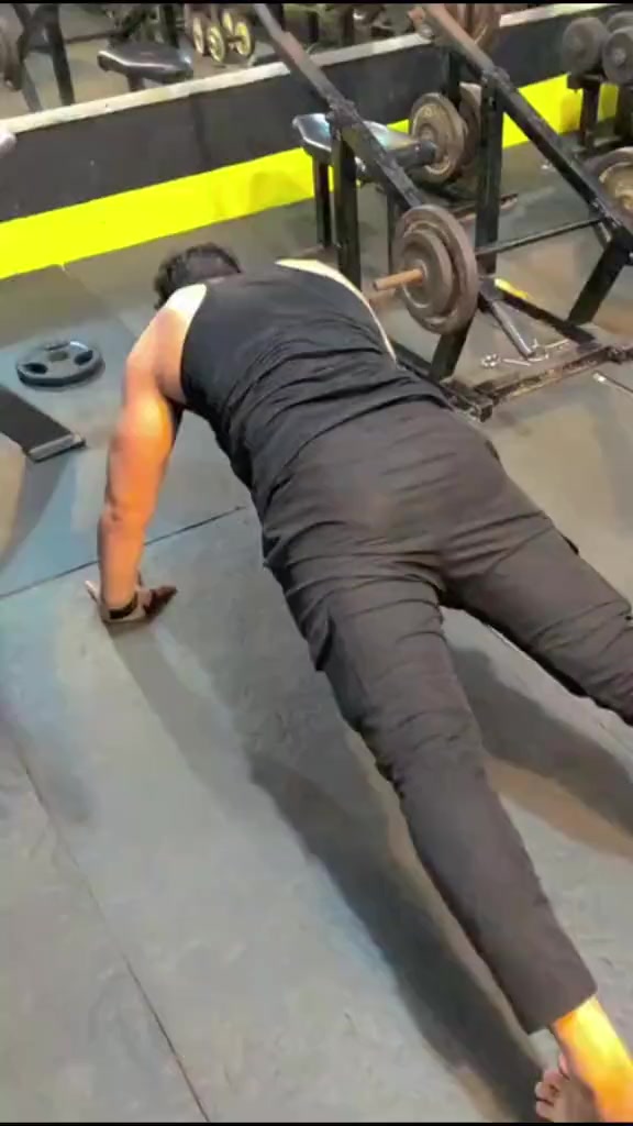 @𝔖𝔥𝔞𝔨𝔦𝔩💪𝔖𝔥𝔞𝔥💪
