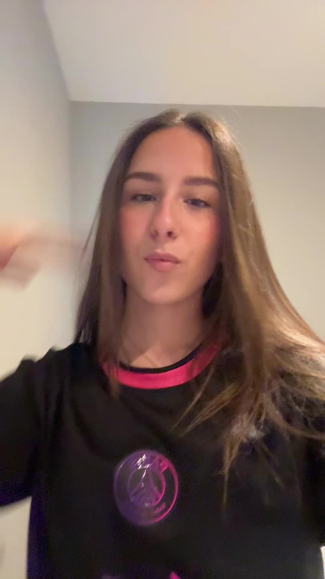 @️