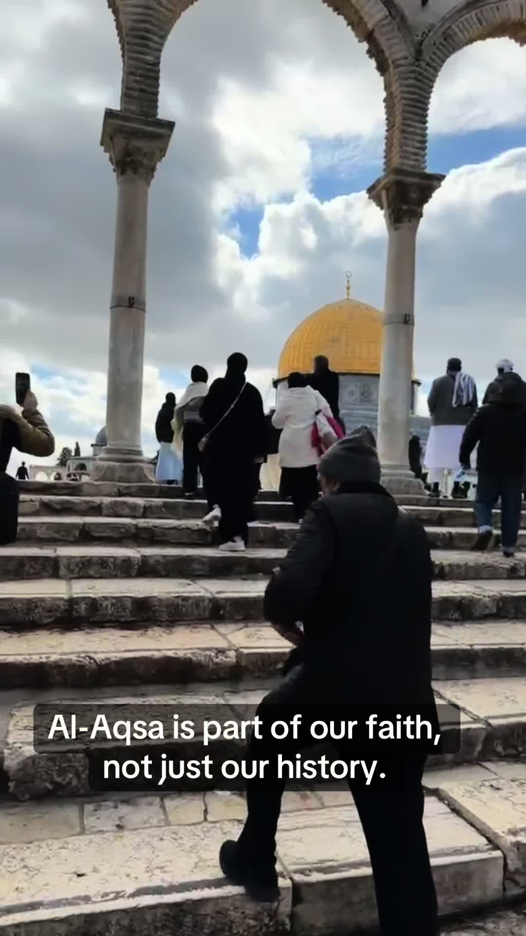 @areebyy_2001