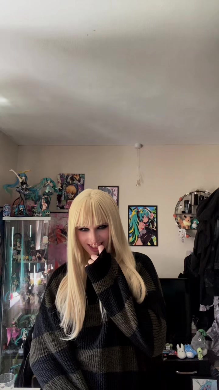 @Liv