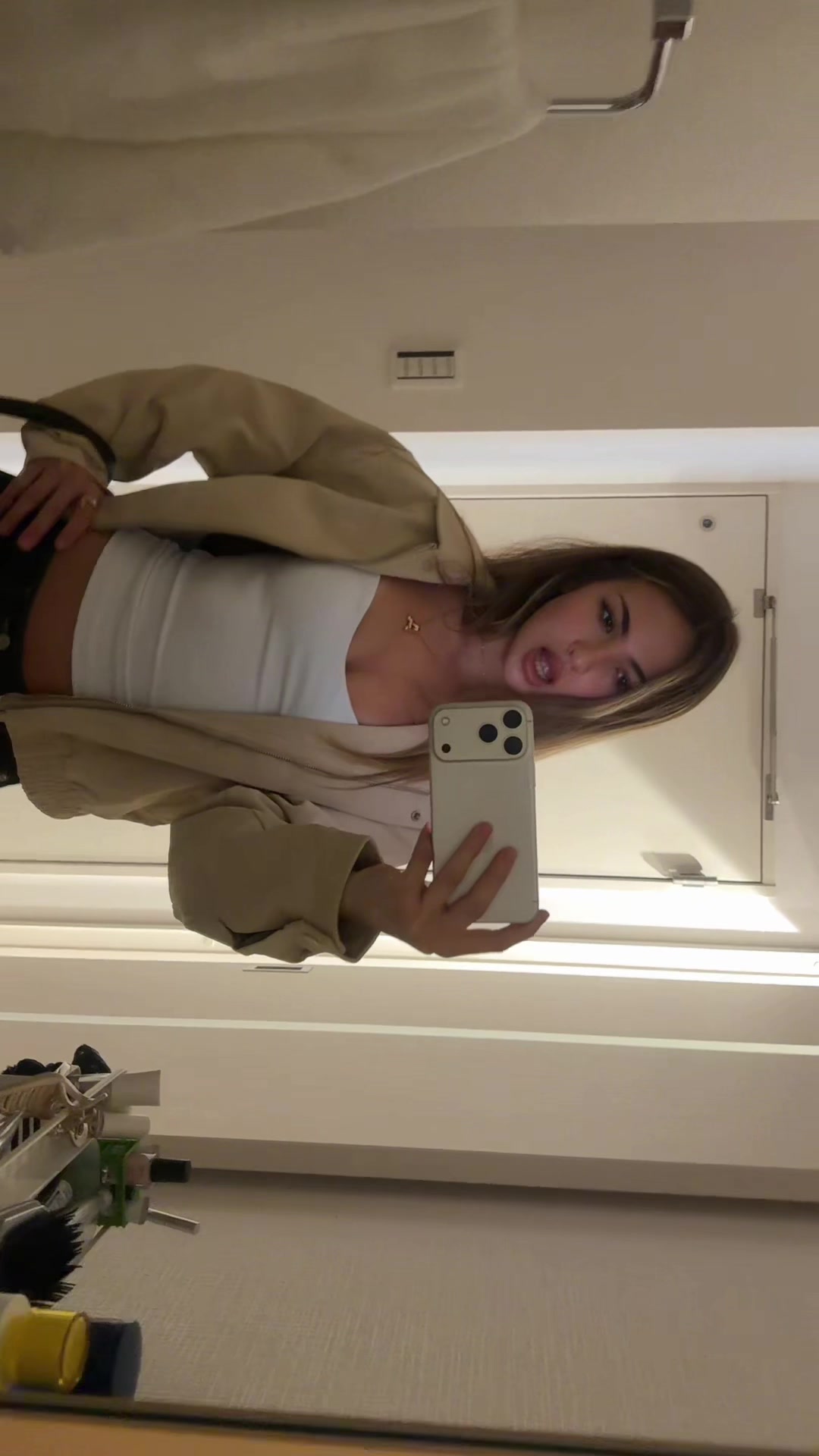 @ayuri