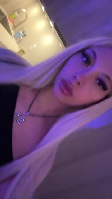 @anni