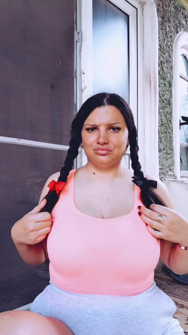 @Criii🤭😊