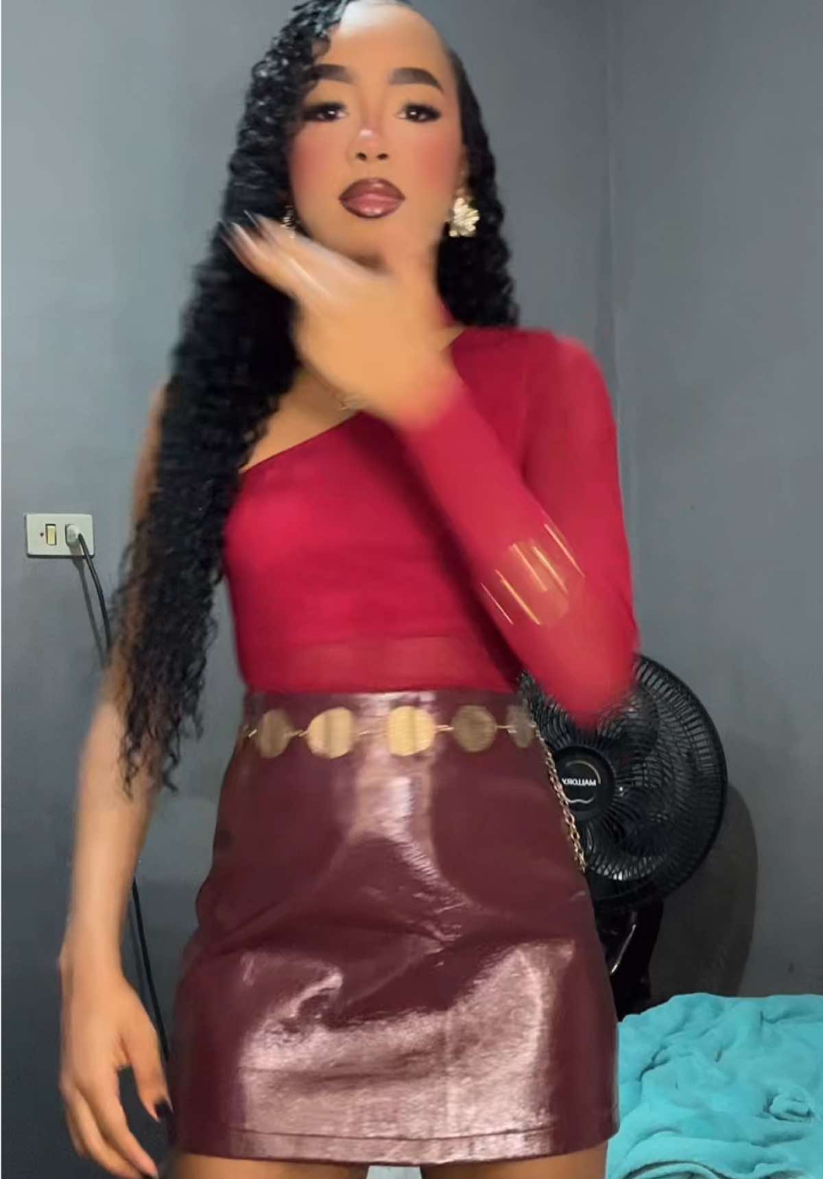 @x_clara4