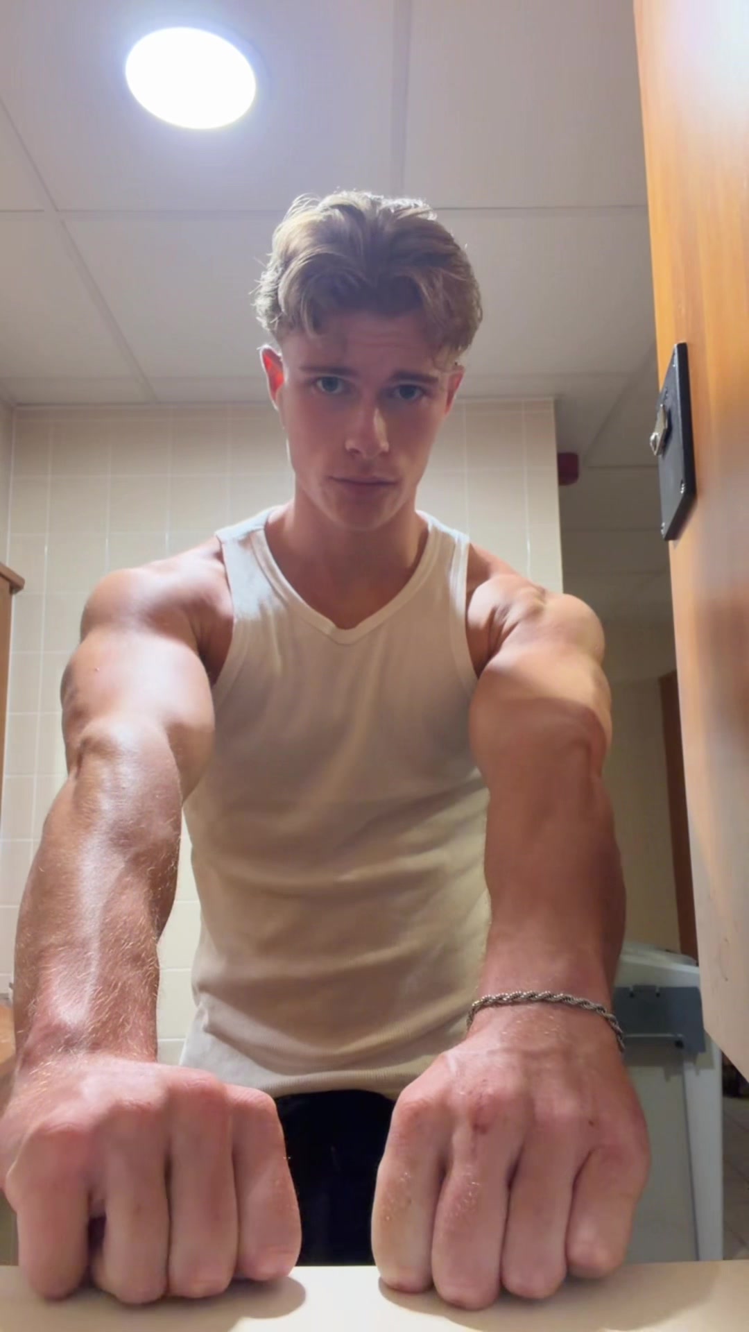 @henrylifts