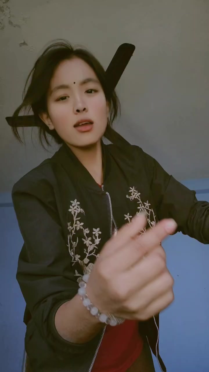 @Alina Gurung