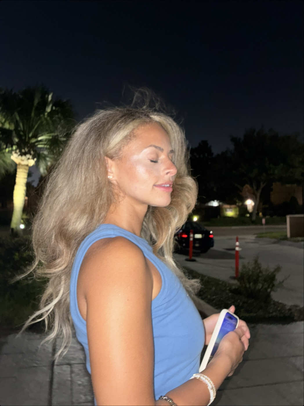@_withlovefromher