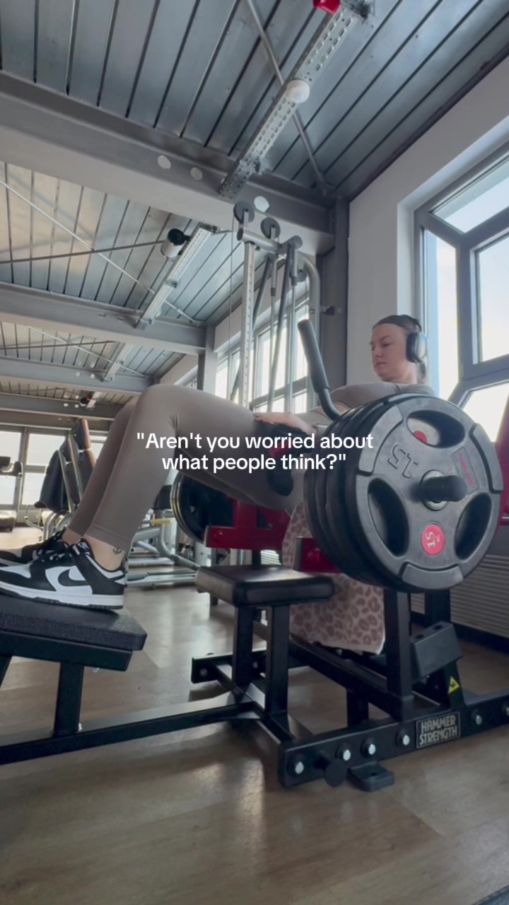 @Lea | Gym & Girlstalk