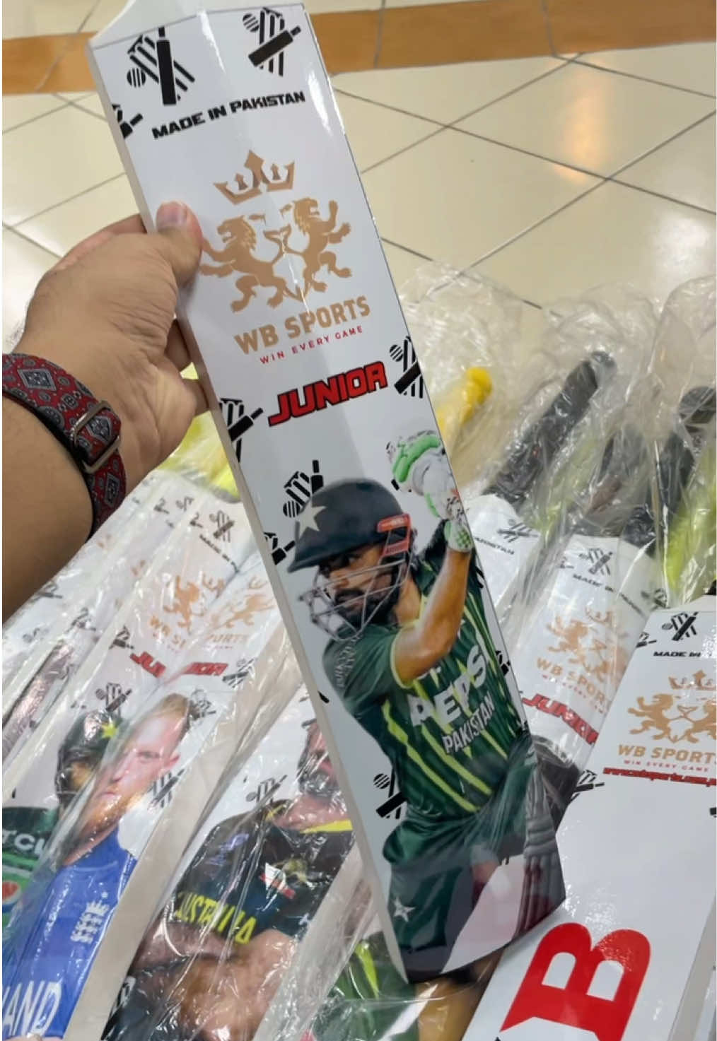 @WB Sports Outlet