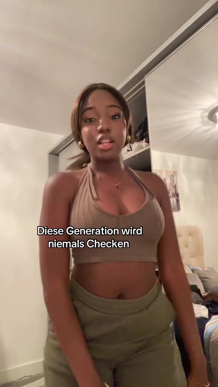 @q🍫