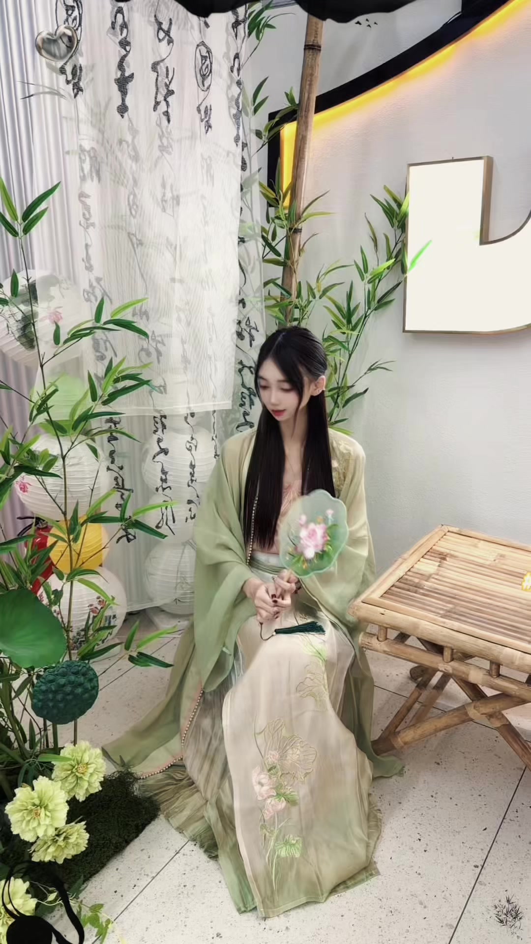 @琪