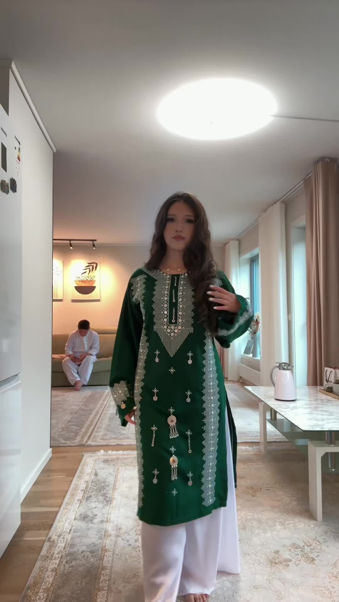 @𝒜𝒻𝓈𝒶𝓃𝒶🌺