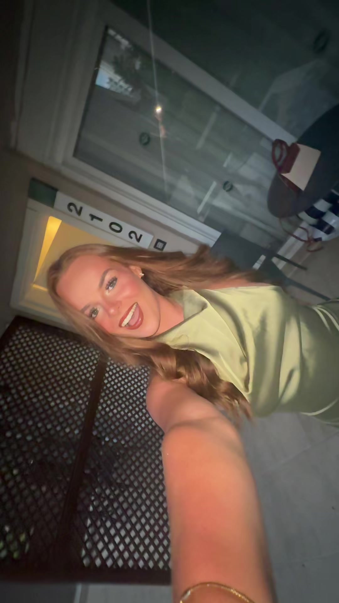 @𝒊𝒔𝒂𝒃𝒆𝒍 🐚☁️🍸🤍