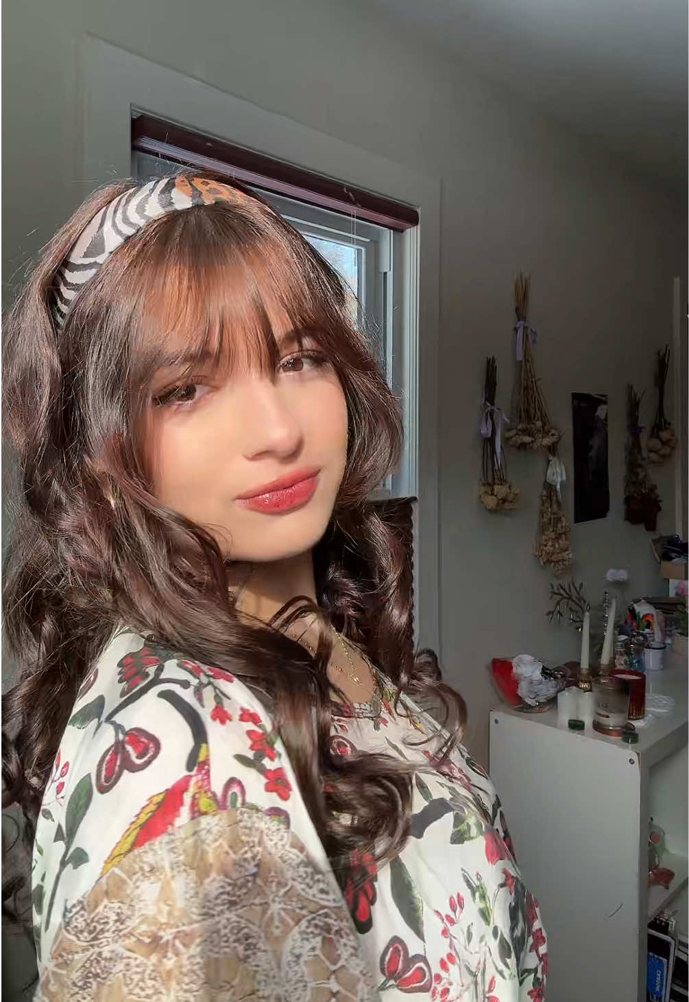 @❦