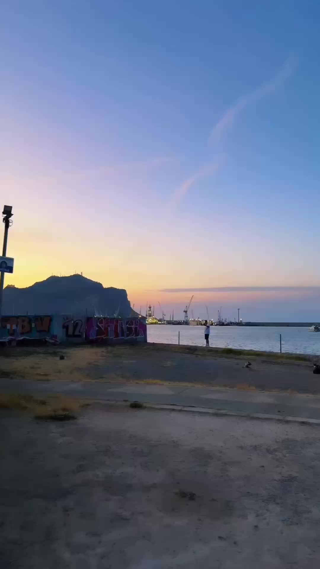 @𝓒𝓪𝓻𝓶𝓮𝓷💫