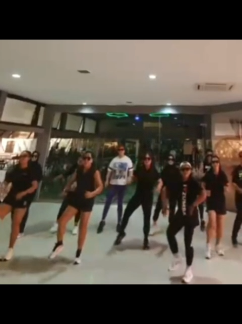 @MENIK ZACO