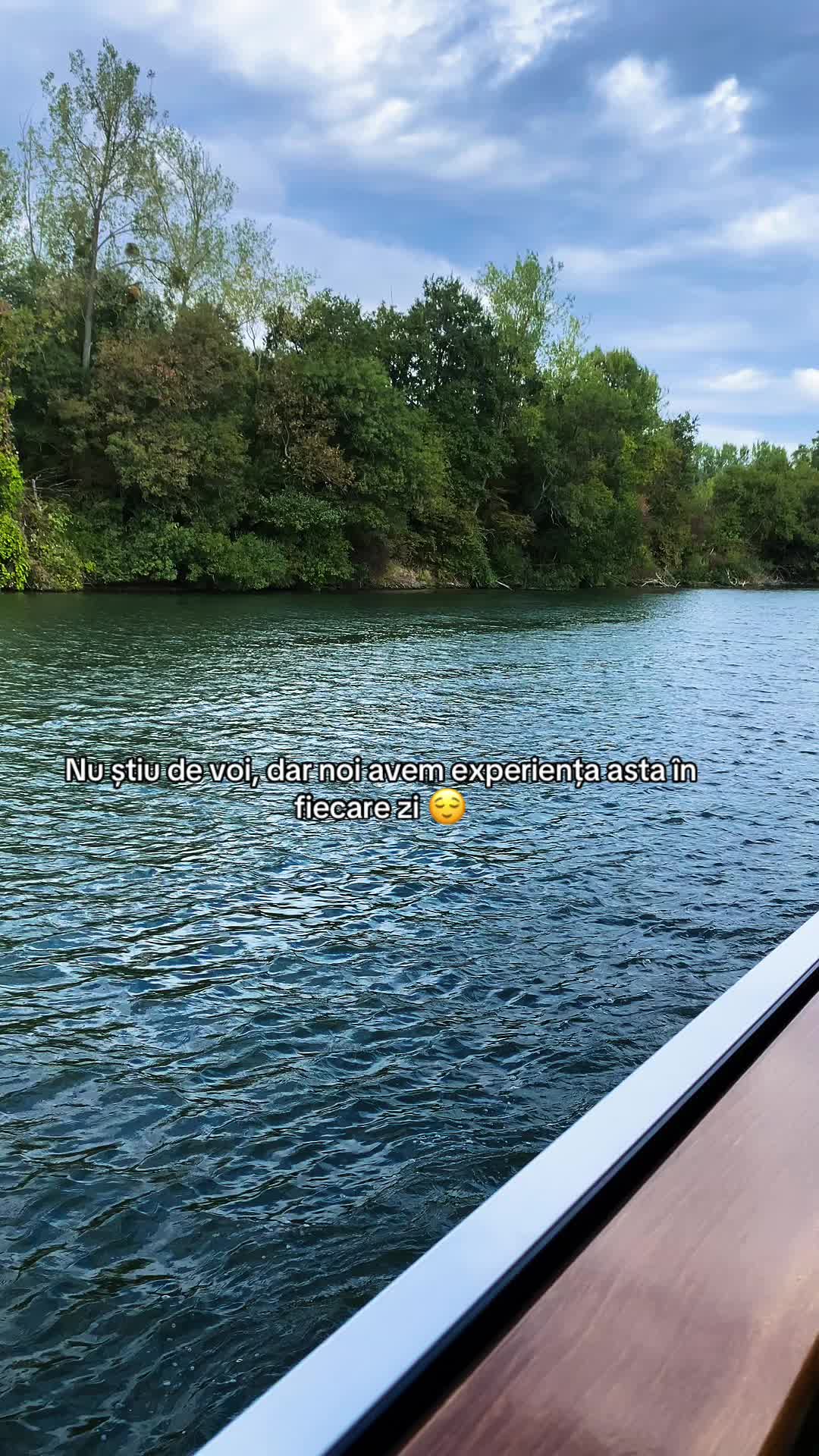 @𝓜𝓲𝓪