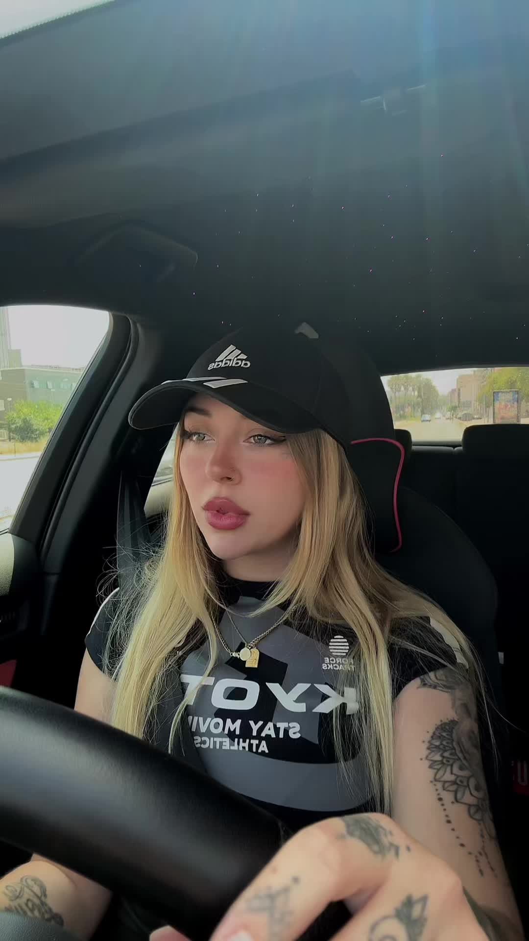@🪽