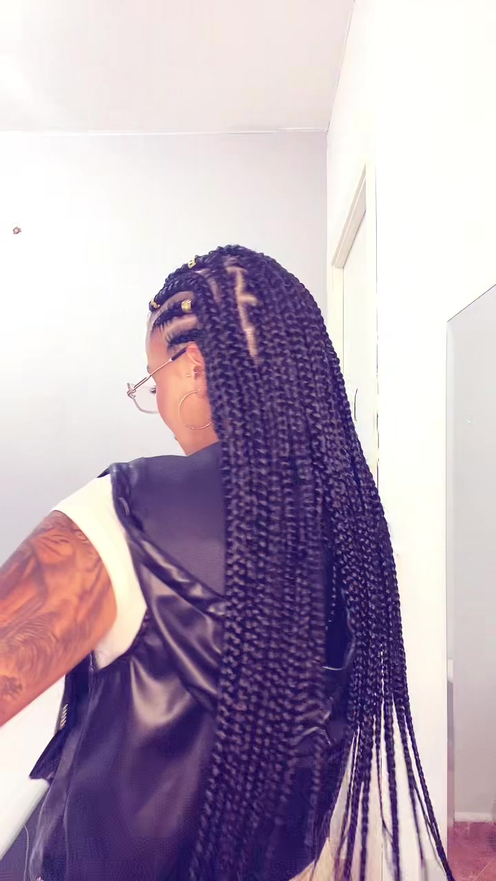 @monifernandezzz_
