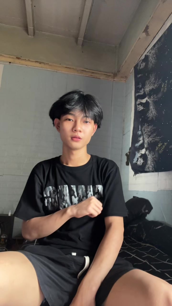 @???