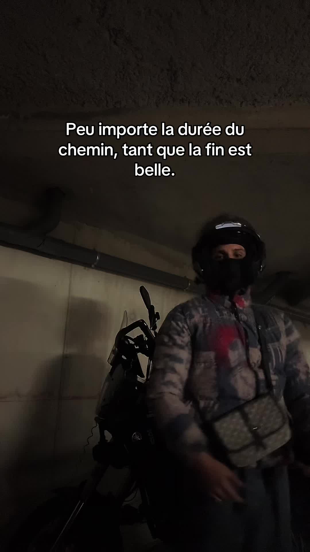 @𝗟&rsquo;𝗵𝗼𝗺𝗺𝗲 𝗺𝗮𝘀𝗾𝘂𝗲́