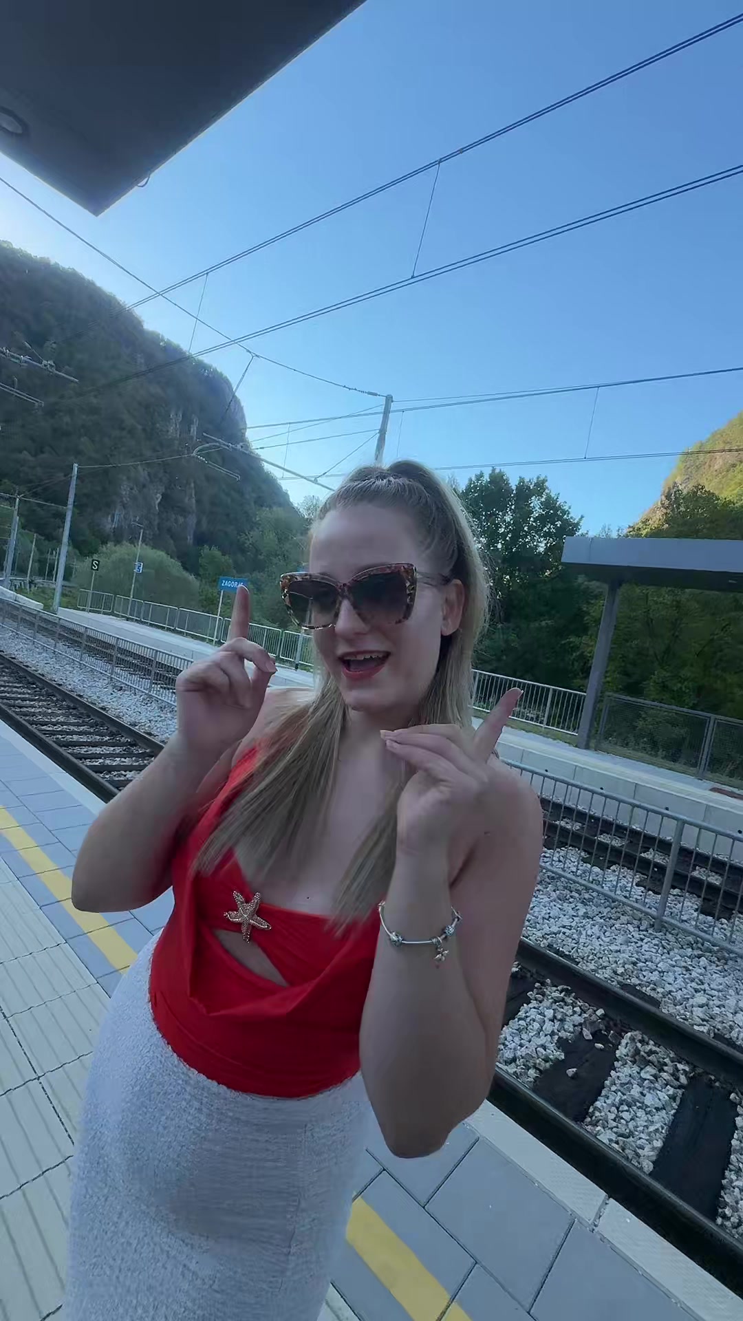 @Lara Juvančič