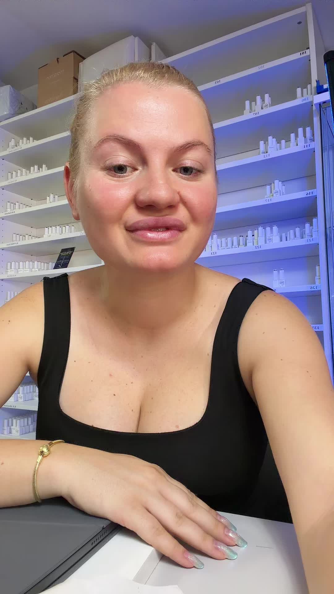 @A N A