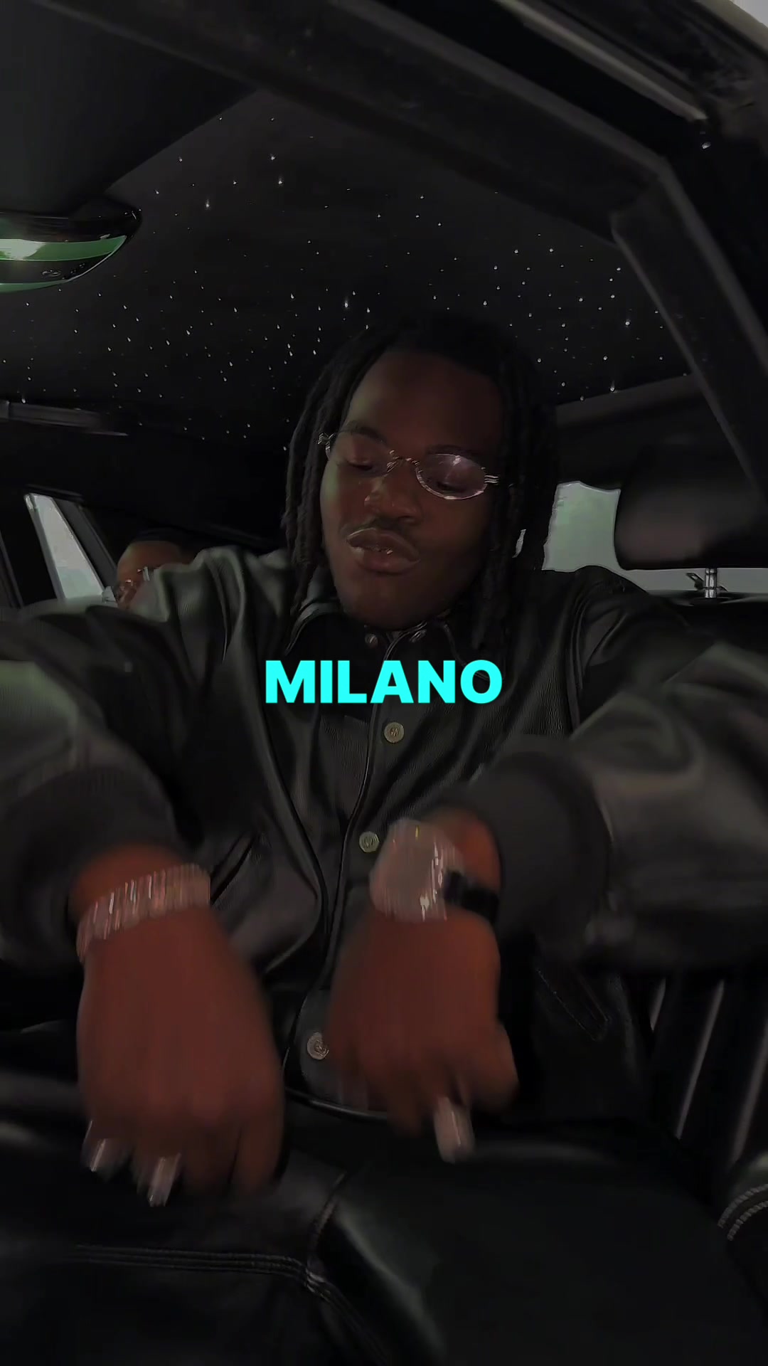 @🎧