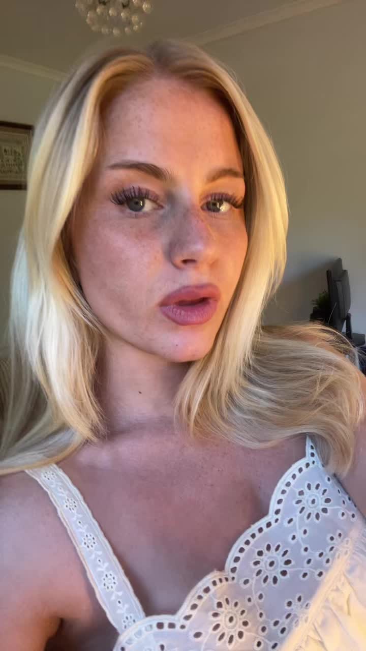 @phoebe