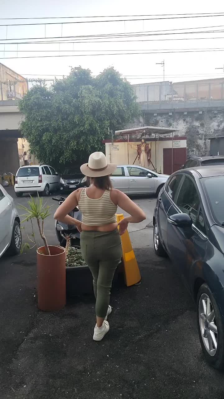 @Lucia Crispino Profi