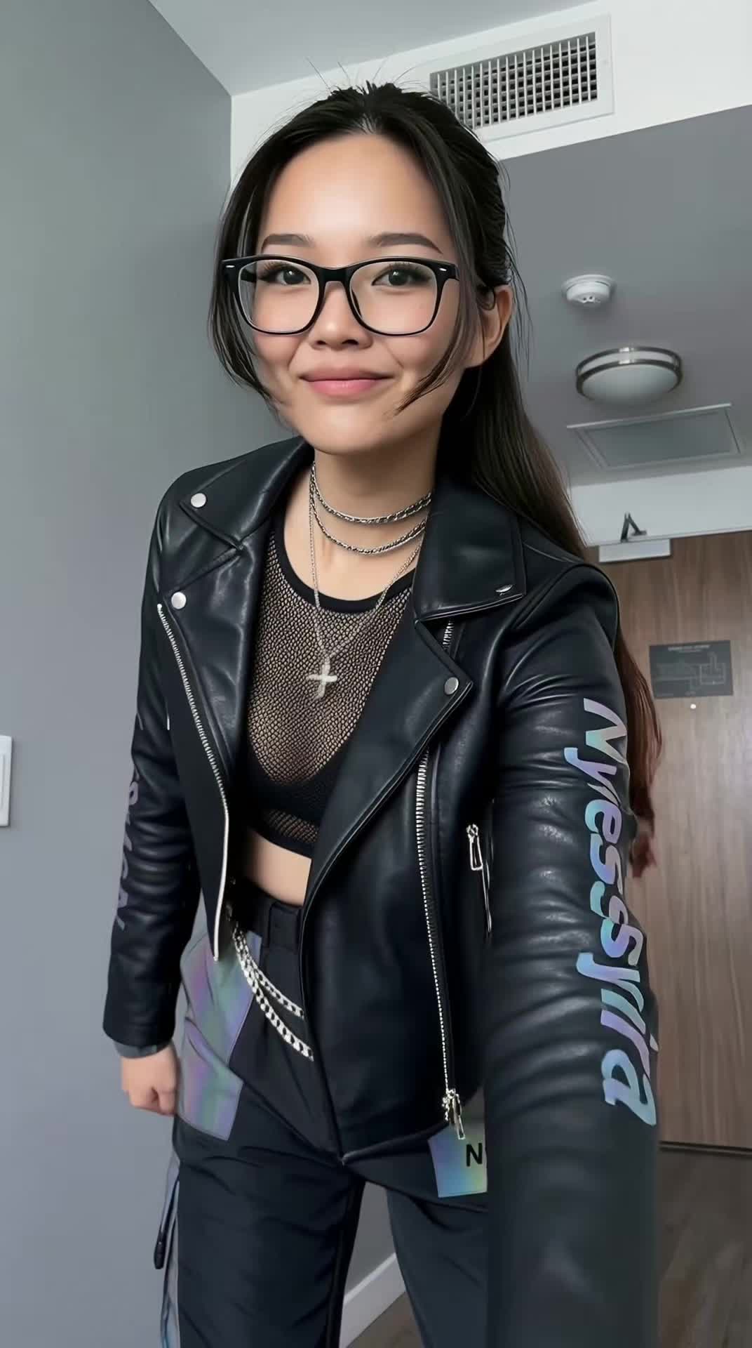 @Nylessira