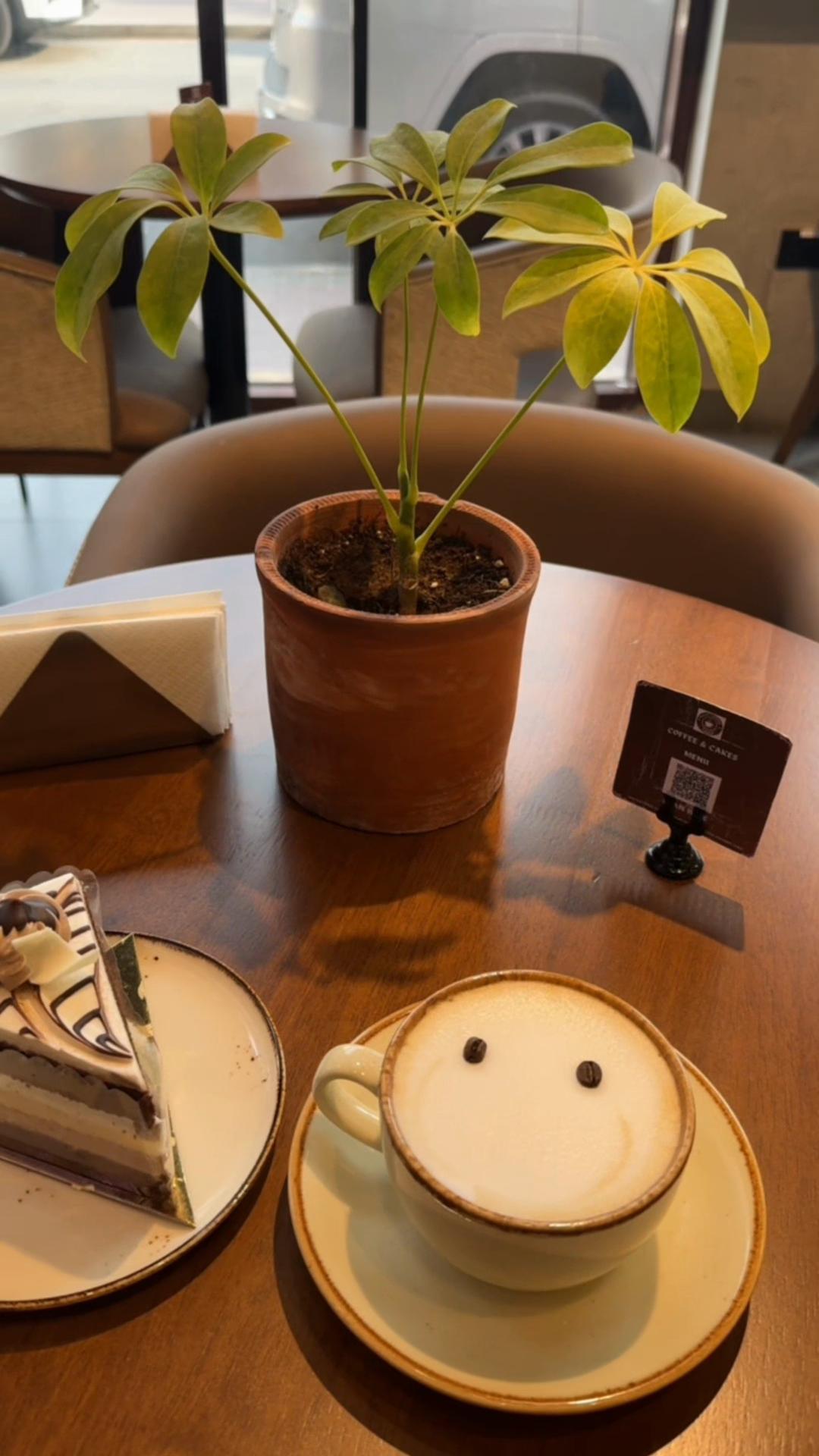 @easycoffeeandcakes